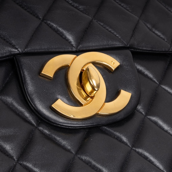 Chanel Maxi Jumbo XL Flap - Picture 12 of 12